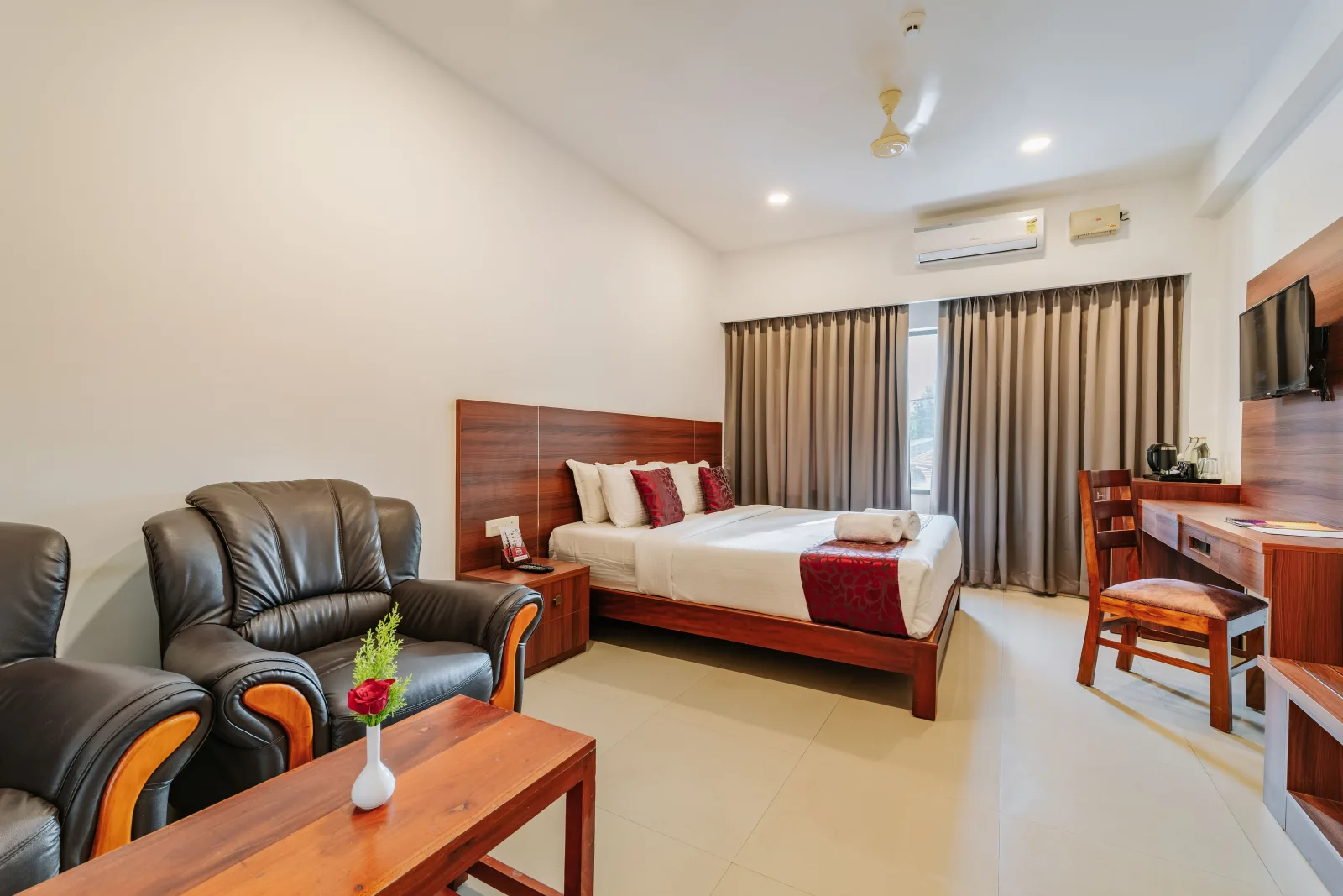 Deluxe Double Room at Hotel Sandra Palace