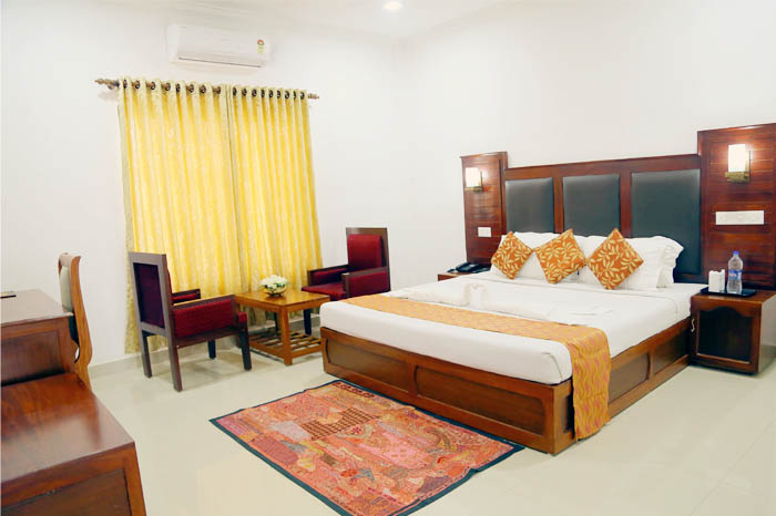 HOTEL SANDRA PALACE THEKKADY | THEKKADY HOTELS / RESORTS